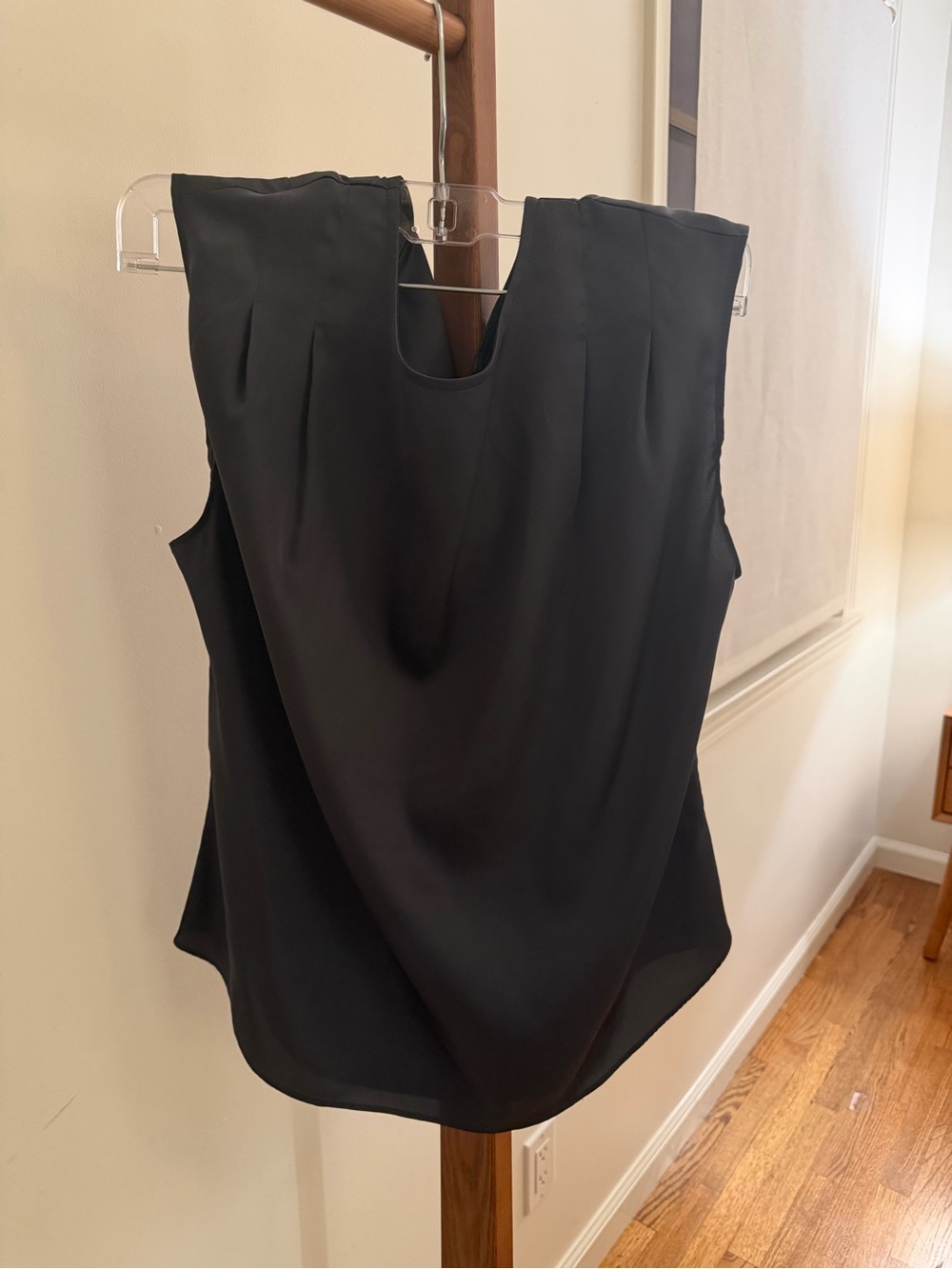 Express Elegant Grey Sleeveless Pleated-Neck Blouse Top XS